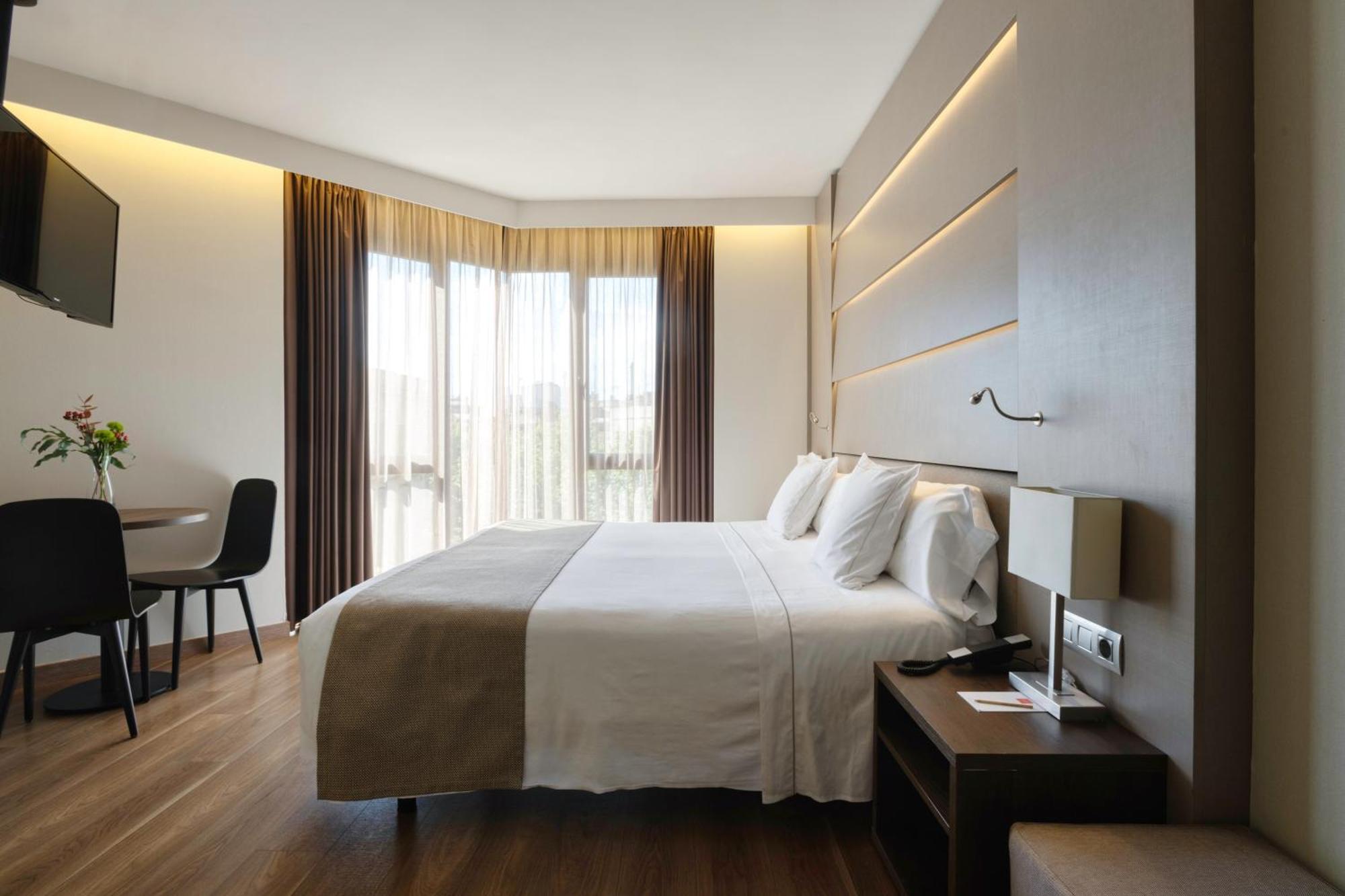 Hotel America Барселона Екстериор снимка